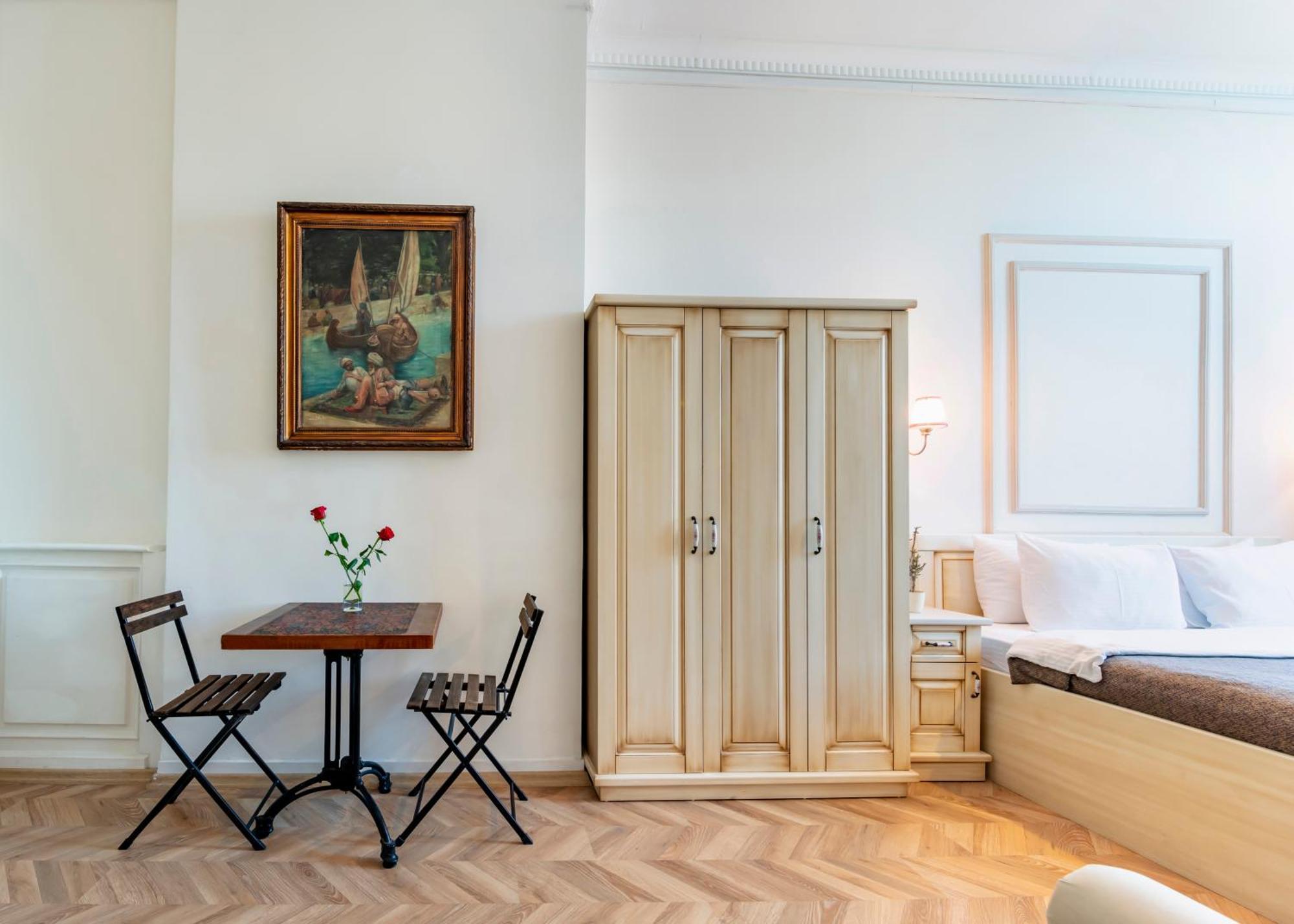 Cezayir Rooms Istanbul Exterior photo