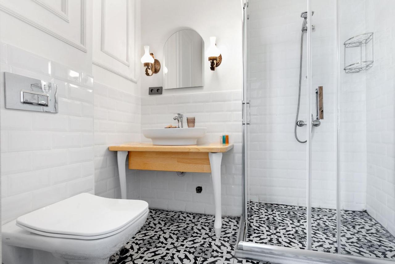 Cezayir Rooms Istanbul Exterior photo